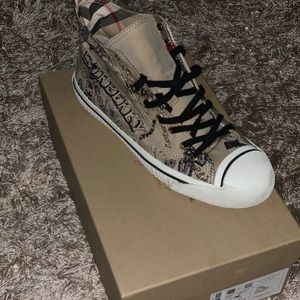 Men Burberry sneaker